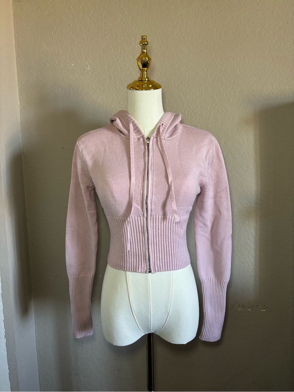 Women's Cropped Knit Hoodie & Wide-Leg Pants Set - Light Pink - Picture 3 of 4